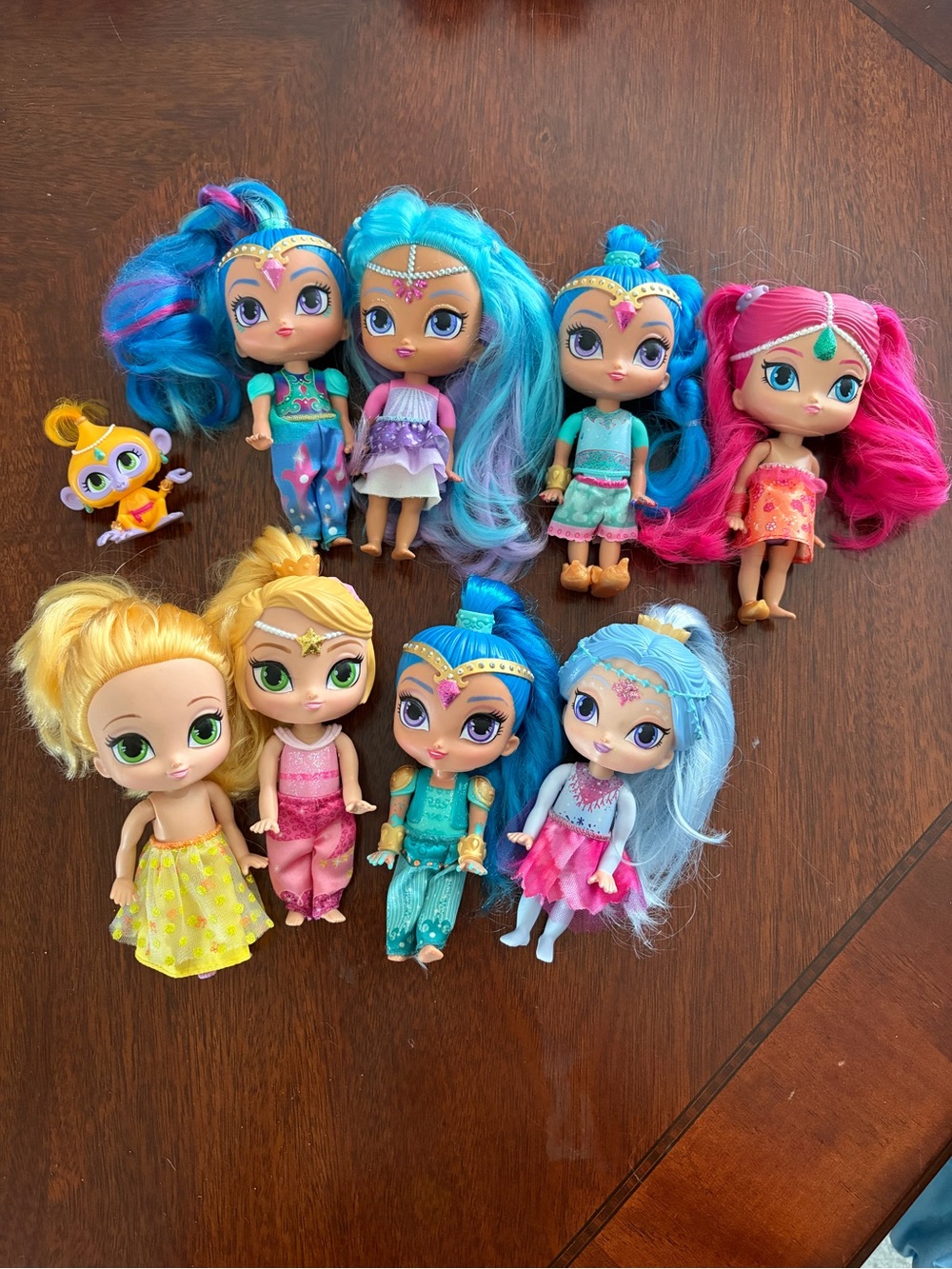 Shimmer and Shine Dolls - not sold anymore and some rare ones.